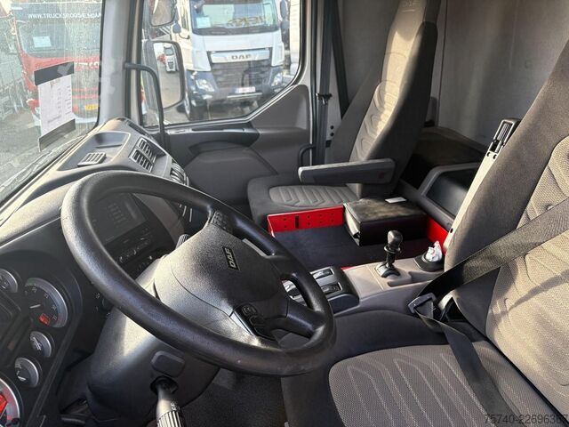 Bavul DAF LF 45.180 + euro 5 + 12ton + 5.58m box + lift