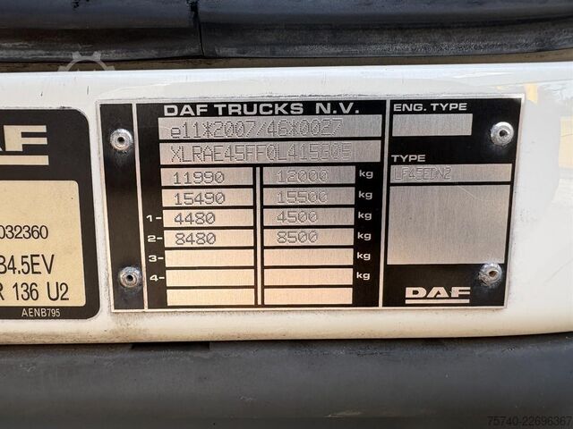 Walizka DAF LF 45.180 + euro 5 + 12ton + 5.58m box + lift
