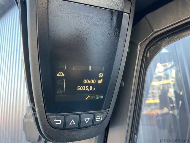 Elektrische vorkheftruck met 4 wielen Linde E40H-01/600