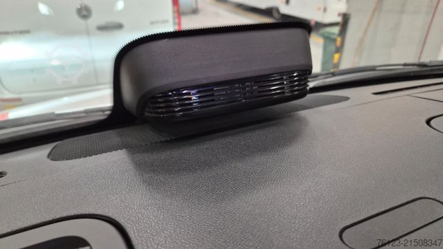 Miniautocarro MERCEDES-BENZ 519  Allrad 4 x 4 Lagerfahrzeug Stock 20 Sitzer