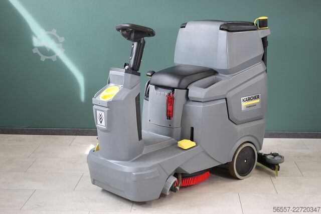 Mașină de frecat-aspirat cu operator la bord Kärcher BD 50/70 R Classic Fleet Bp Pack