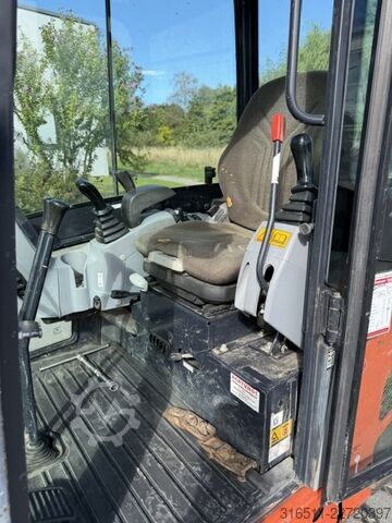 Mini-excavator Kubota KX018-4