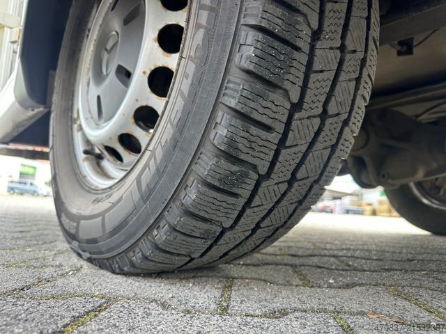 Fire truck MERCEDES-BENZ Sprinter 316 / RTW WAS Trage Liege