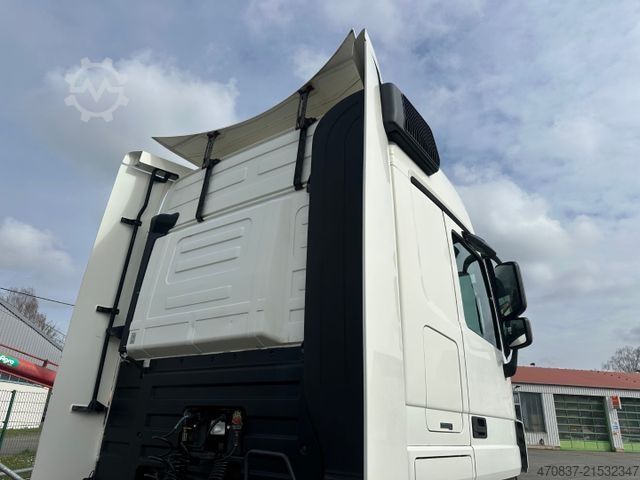 Standardní tahač MERCEDES-BENZ Actros 1844 / Mega Space / Standklima / Retarder