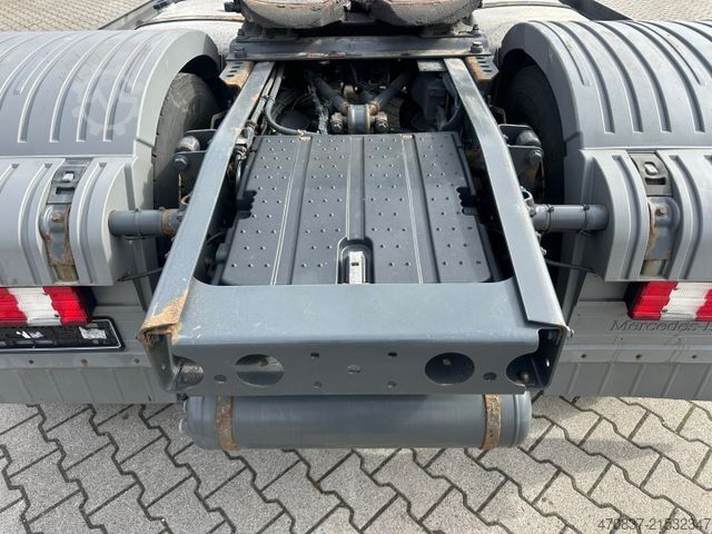 Standardní tahač MERCEDES-BENZ Actros 1844 / Mega Space / Standklima / Retarder