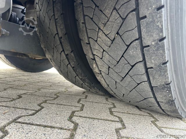 Standardní tahač MERCEDES-BENZ Actros 1844 / Mega Space / Standklima / Retarder