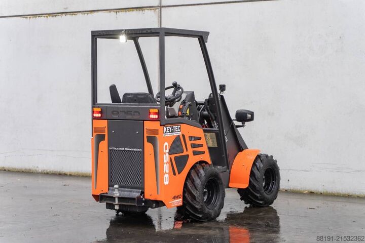 Mini-oplader Castloaders 825D