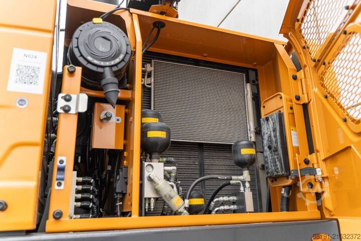 Wheel excavator CASE WX 160 E