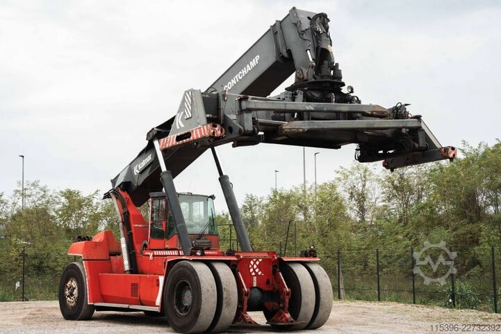 Apilador de contenedores llenos Kalmar DRF450-70C5XS