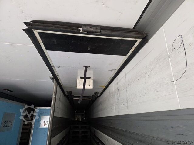 Hűtő félpótkocsi SCHMITZ CARGOBULL Tiefkühler, 3 Kammern, Lift, LBW, SCB*S3B