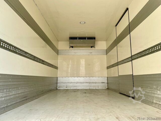 2-Achs-Sattelzugmaschine Isotherm Kühlkoffer Renault Midlum 270.16