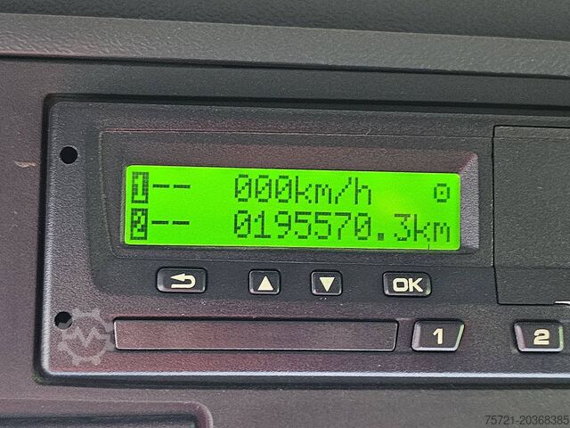 Veicolo per la raccolta dei rifiuti SCANIA P340 CNG