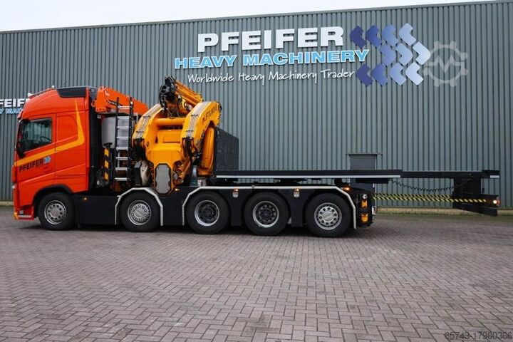 Macara pentru toate tipurile de terenuri Volvo FH12 With Cormach 135t/m Crane Volvo FH12 10x4 Wit