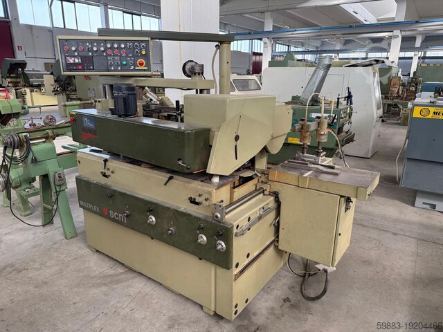 Szögablakok megmunkáló központja SCM Multiflex