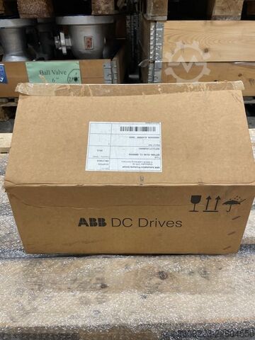 Unità di controllo ABB DCF506-0140-51 DC Converter Module 140A 500V – New