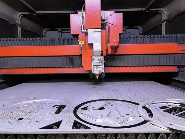 Máquina de Corte a Laser Bystronic BySprint Fiber 3015