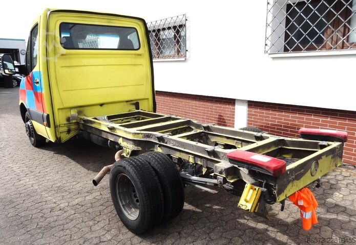 Dodávkový podvozek MERCEDES-BENZ Sprinter 516 Automatik Klima zwillingsbereift
