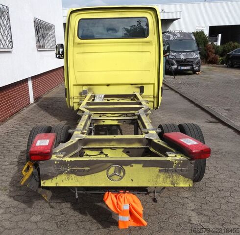 Dodávkový podvozek MERCEDES-BENZ Sprinter 516 Automatik Klima zwillingsbereift