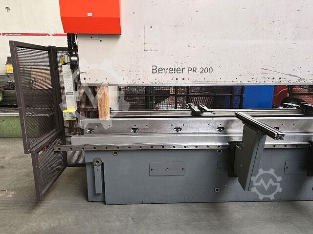 Prensa plegadora Bystronic PR 200x4100