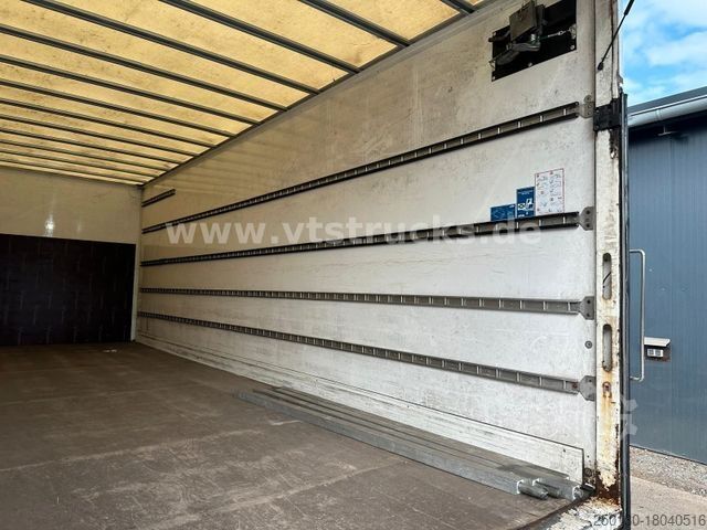 Dobozos teherautó VOLVO FL 210 4x2 Euro 6 Koffer mit Ladebordwand