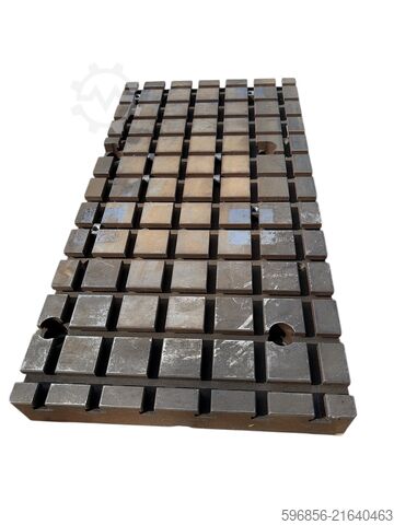 Modular T-slot table with clamping plate 77x40 cm Stol teowy modularny plyta zaciskowa 77x40 cm Stol teowy modularny plyta zaciskowa 77x40 cm