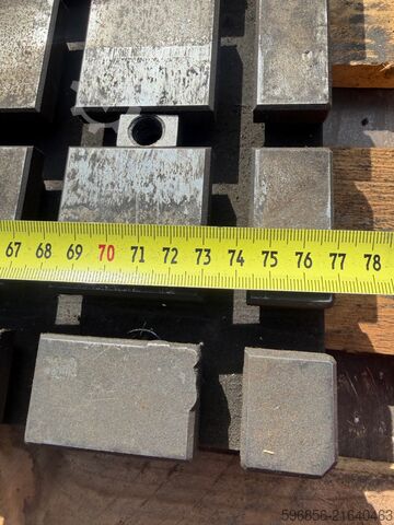 Modular T-slot table with clamping plate 77x40 cm Stol teowy modularny plyta zaciskowa 77x40 cm Stol teowy modularny plyta zaciskowa 77x40 cm