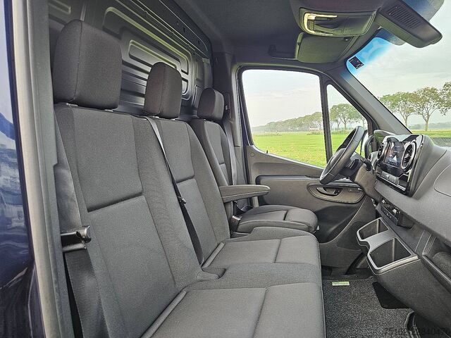 Yüksek tavanlı istasyon vagonu MERCEDES-BENZ SPRINTER 317 L2H2 LED Mbux10 AC