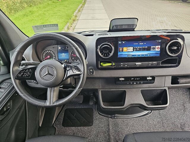 Yüksek tavanlı istasyon vagonu MERCEDES-BENZ SPRINTER 317 L2H2 LED Mbux10 AC