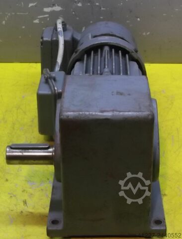 Tandwielmotor 0,18 kW 11 tpm BAUER DK64S/3-1112/163