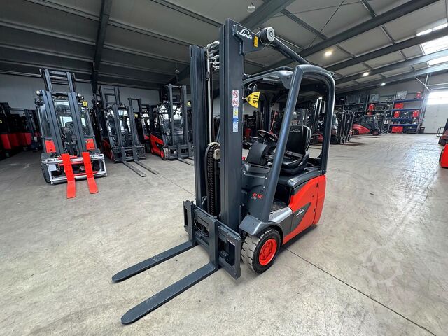 Chariot élévateur Linde E 12 [ID: 115]
