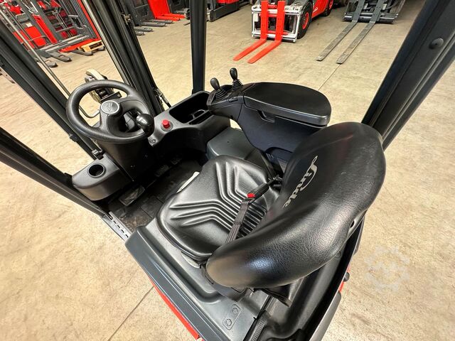 Chariot élévateur Linde E 12 [ID: 115]