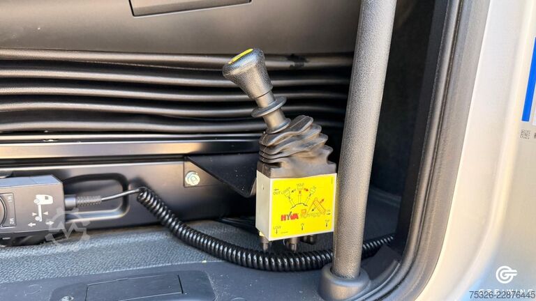 Trattore stradale standard MERCEDES-BENZ 1840 LS Streamspace Hydraulik Alcoa