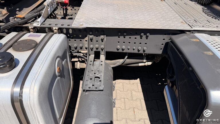 Trattore stradale standard MERCEDES-BENZ 1840 LS Streamspace Hydraulik Alcoa