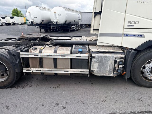 Trattore stradale standard VOLVO FH 500 4x2, Globetrotter XL Aero, UNFALL