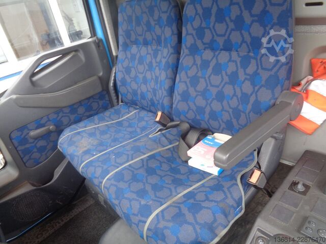 Plachtová dodávka IVECO 80E17 / EU3. 1. Hand