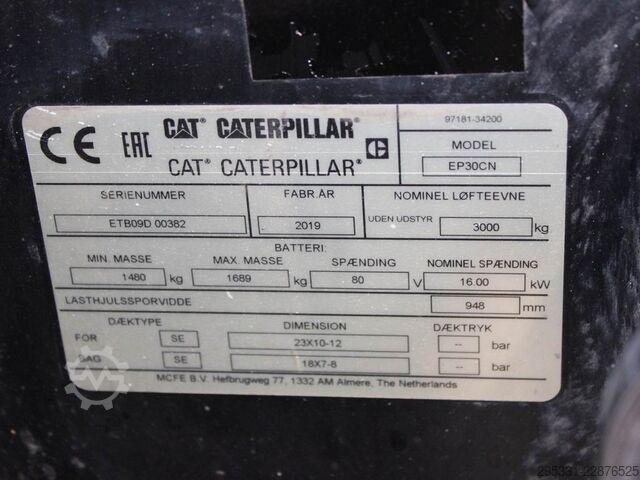 Carrello elevatore elettrico a 4 ruote Caterpillar EP 30 CN