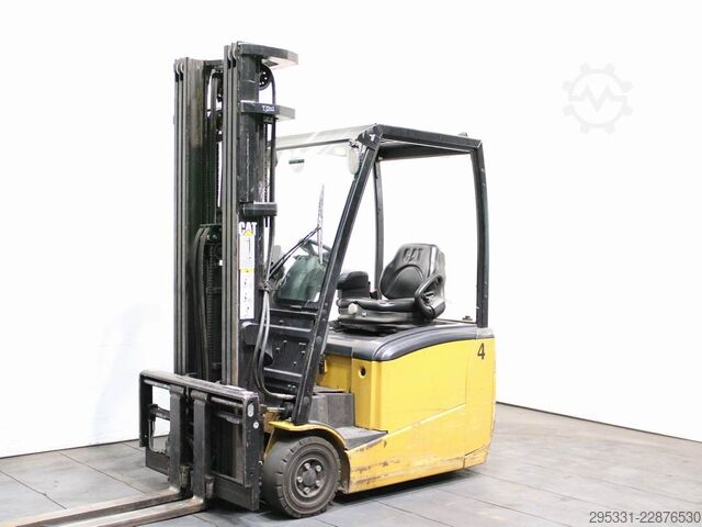 Carrello elevatore elettrico a 3 ruote Caterpillar EP 18 CPNT