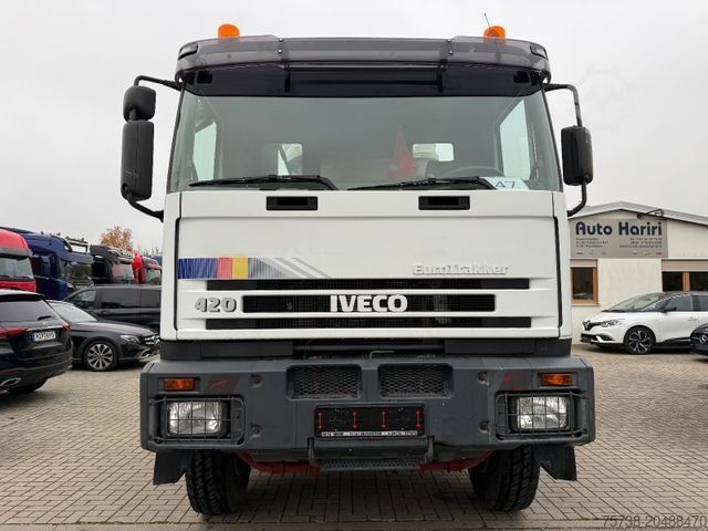 Beton pompası kamyonu IVECO EuroTrakker 410E42 Betonpumpe Cifa 36 Meter