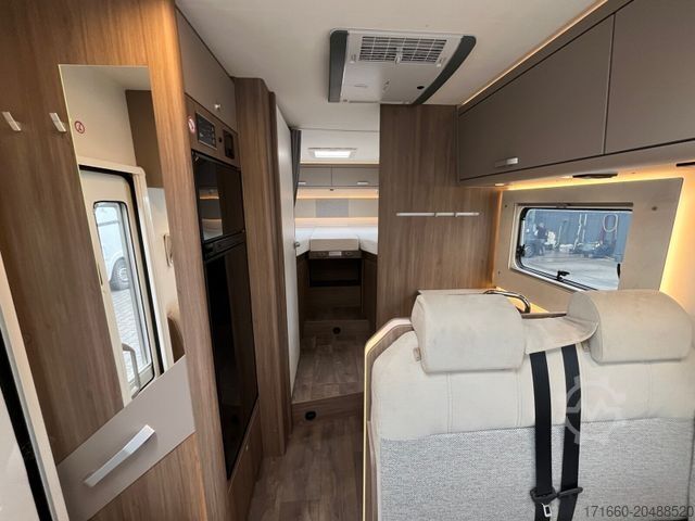 Entegre karavan CARADO I 447