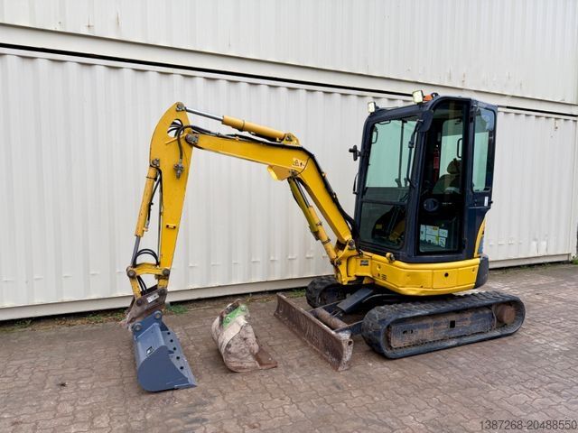 Mini ekskavatör KOMATSU PC26MR-3 / 2020 BJ / 2 x Löffel