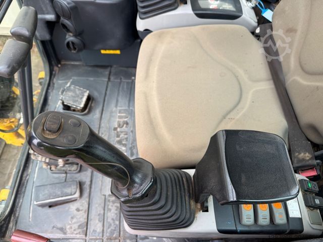 Mini ekskavatör KOMATSU PC26MR-3 / 2020 BJ / 2 x Löffel