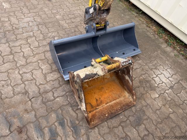 Mini ekskavatör KOMATSU PC26MR-3 / 2020 BJ / 2 x Löffel