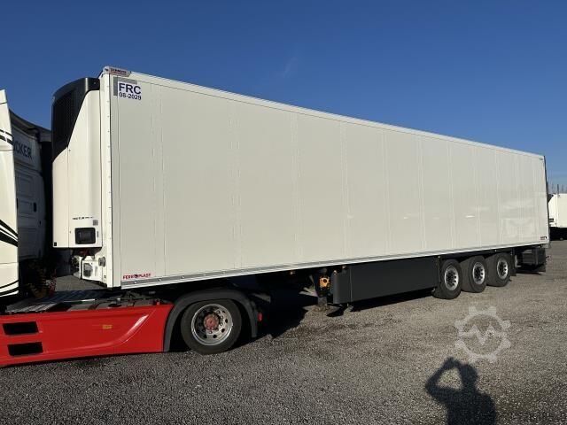 Ψυκτικός ημιρυμουλκούμενος Schmitz Cargobull SKO 24 Doppelstock Liftachse Carrier Vector HE19