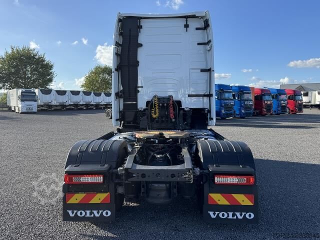 Τυπική μονάδα τράκτορα Volvo FH 500 Globe XL Retarder I-Park Cool