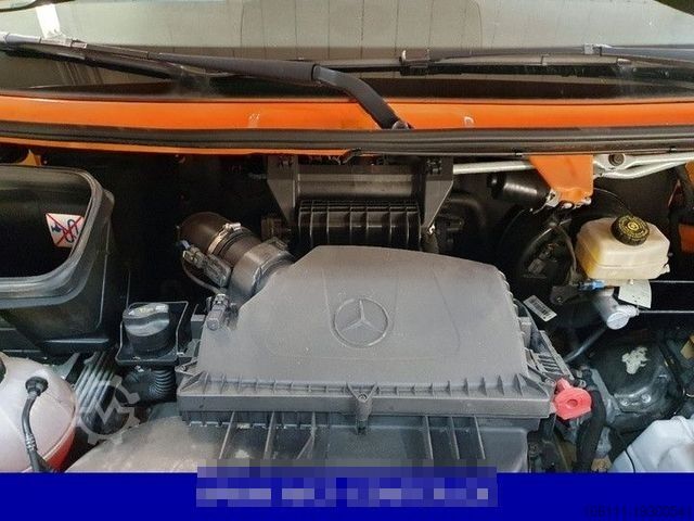Furgoneta de caja alta MERCEDES-BENZ Sprinter III Kasten FWD 211/214 CDI FWD L2