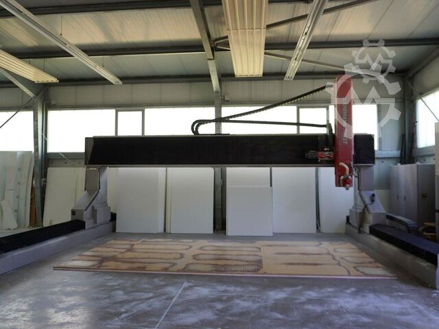 Mașină de frezat portal Bornemann Twist