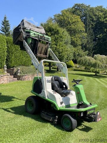 Kosiarka, kosiarka samojezdna, kosiarka do dużych powierzchni z koszem i hydraulicznym wysypem wysok ETESIA Hydro 124 DS
