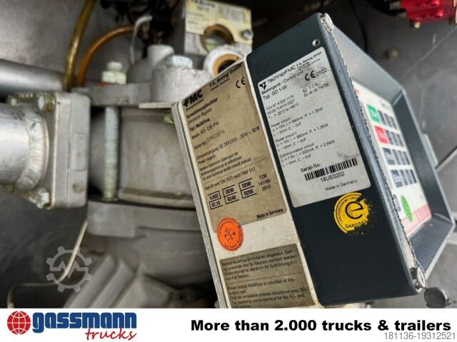 Tankwagen Esterer Tankaufbau ca. 13.350l, 2 Kammern