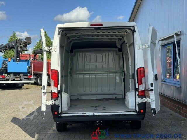 Furgoneta Peugeot Boxer 2.0 HDi Kasten Hoch & Lang AHK NUR 97 TKM