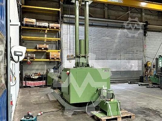Yuvarlak bükme makinesi Haeusler VRM E HY 3000/8